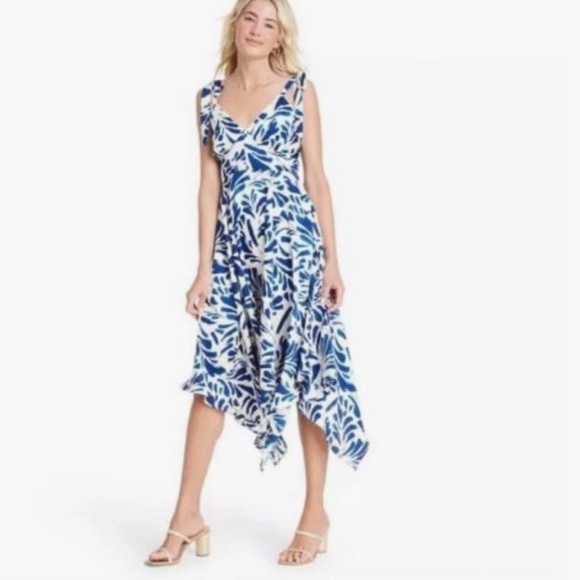 Alexis Dresses & Skirts - Alexis X Target women's small handkerchief hem botanical print dress NWOT